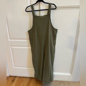 *BRAND NEW* never worn Army green overalls. 85% cotton 15% linen.